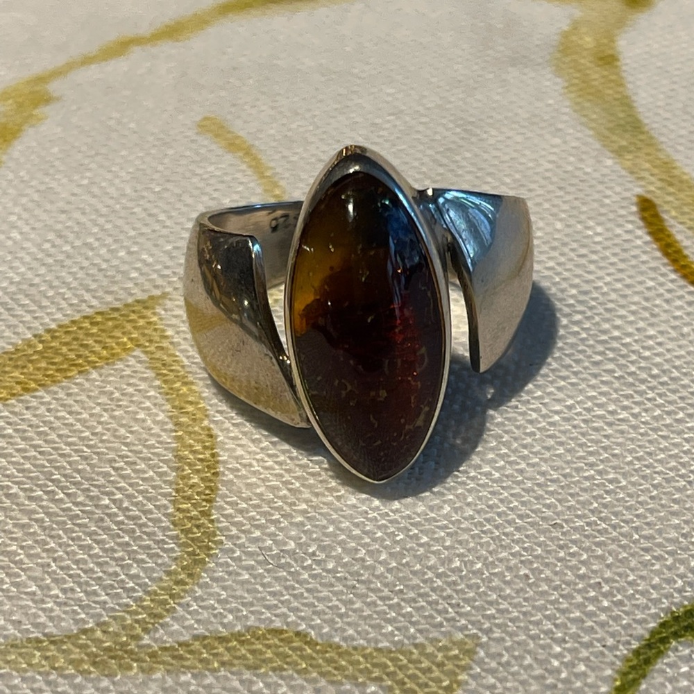 Eye shaped Amber and Sterling Deco Ring